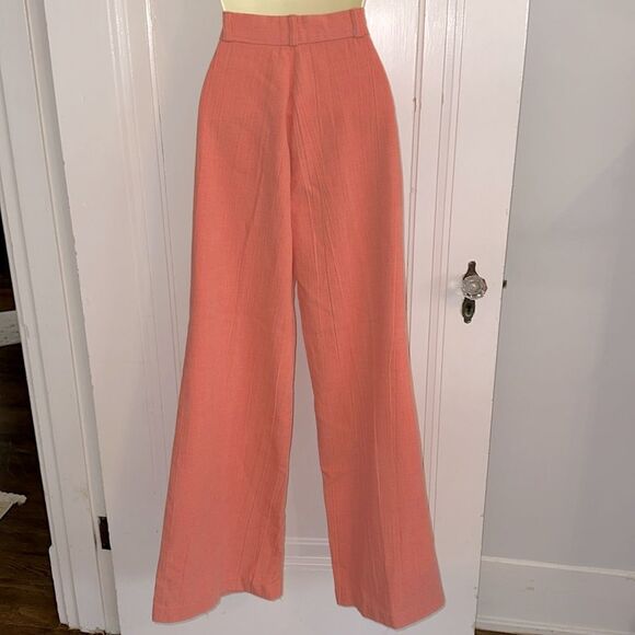 Vintage 70s Coral Crinkle Cloth High Waisted Wide-Leg Pants - Picture 4 of 6
